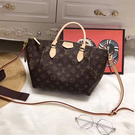 louis vuitton mini turenne|louis vuitton turenne sizes.